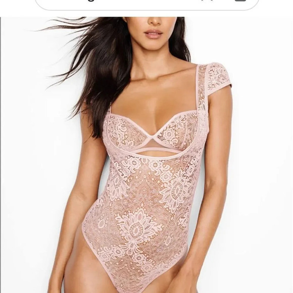 VICTORIA SECRET LACE CAP SLEEVE BODYSUIT WITH MESH BACK LAVENDER SIZE M - Picture 2 of 16